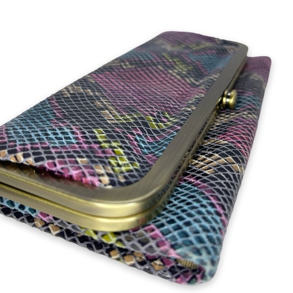 EUC 💜 HOBO International Rachel Continental Snakeskin Print Leather Wallet - Picture 12 of 14